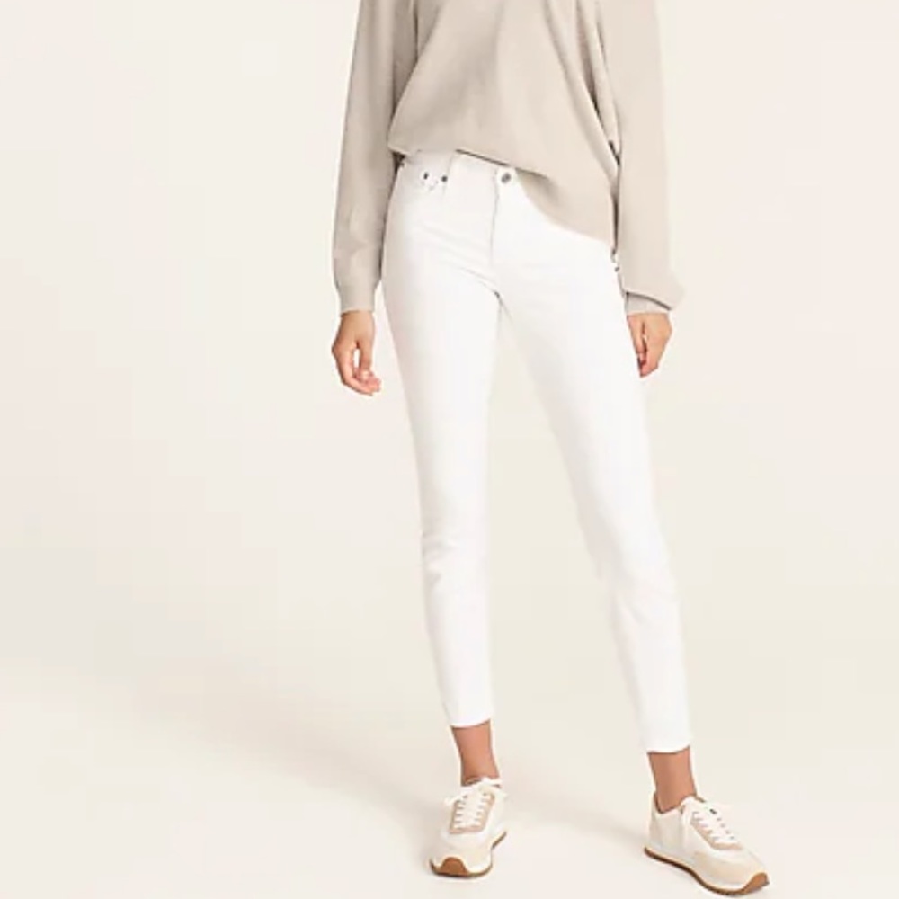 J. Crew Midrise Toothpick white jean - size 25 Regukar - never been worn